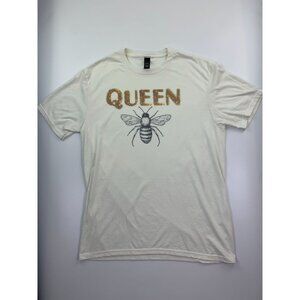 District Women's M White Queen Bee T-Shirt